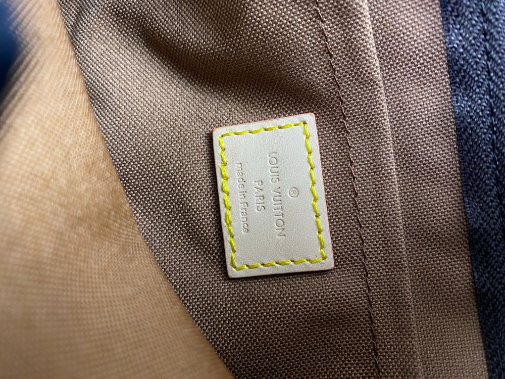 Louis Vuitton M44840