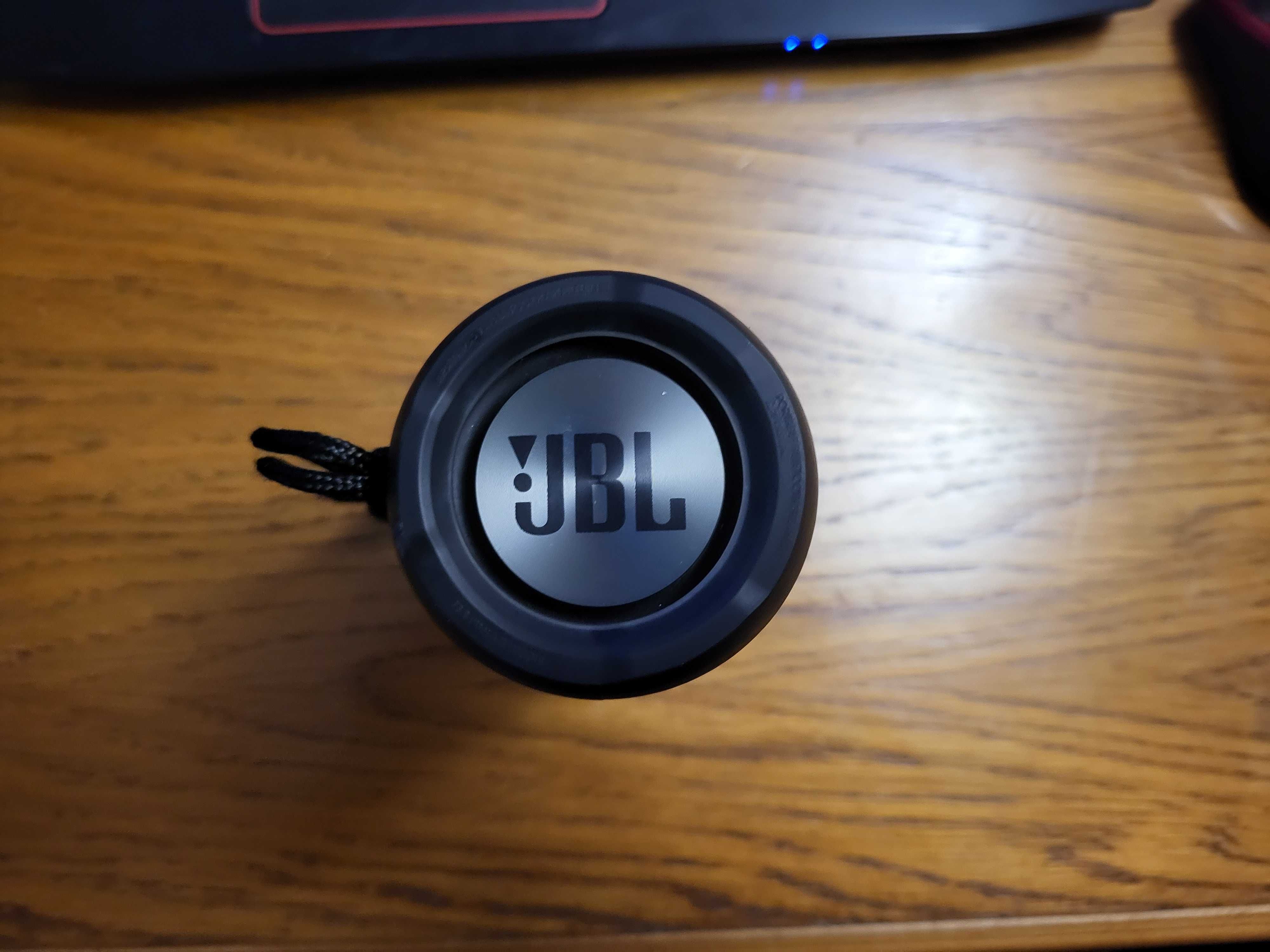 JBL Flip 3 SE Портативна тонколонка