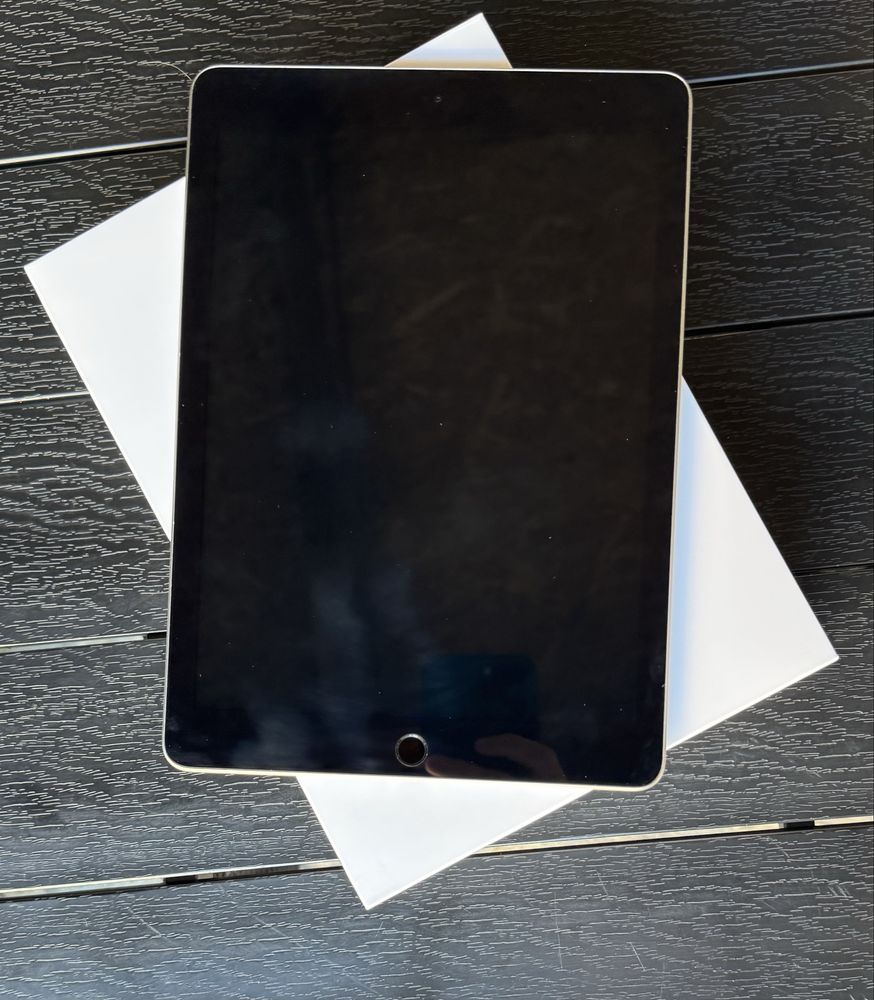 iPad 6th generation