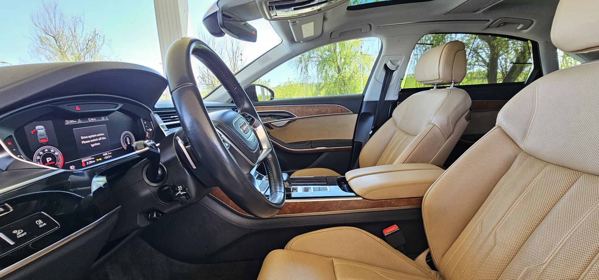 Audi A8L промо цена до края на месеца