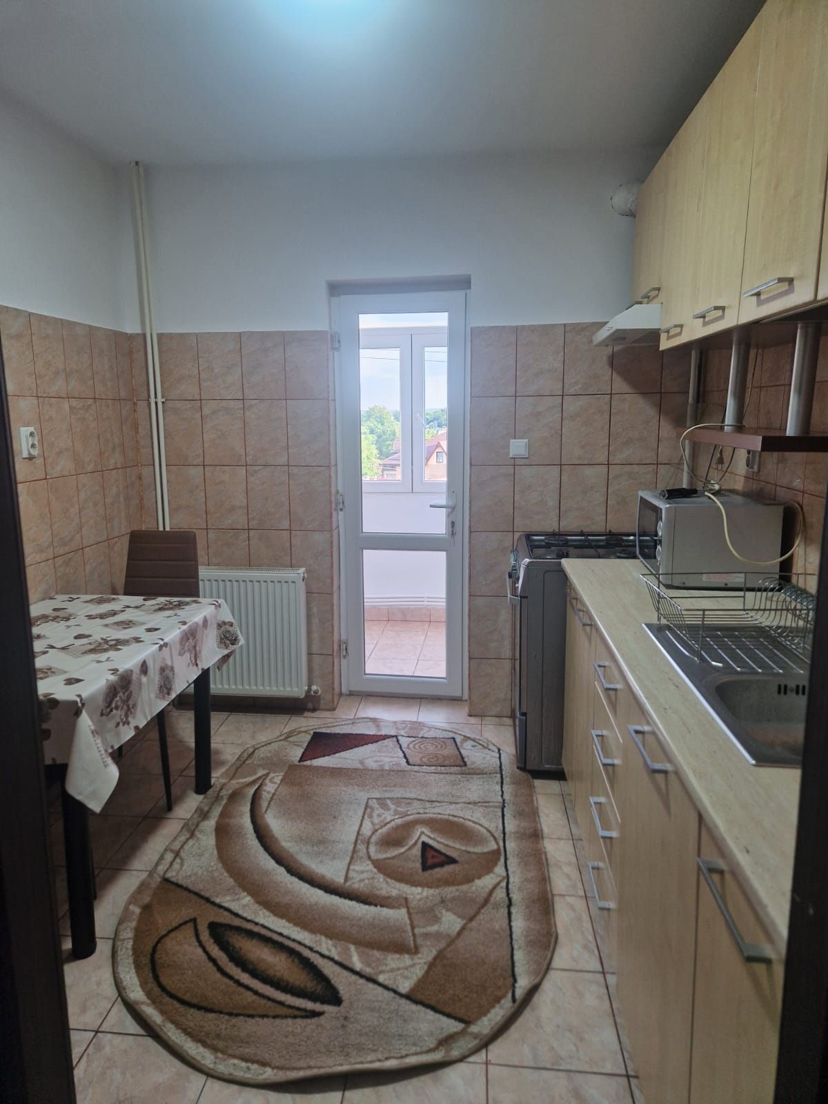 De închiriat apartament 2 camere