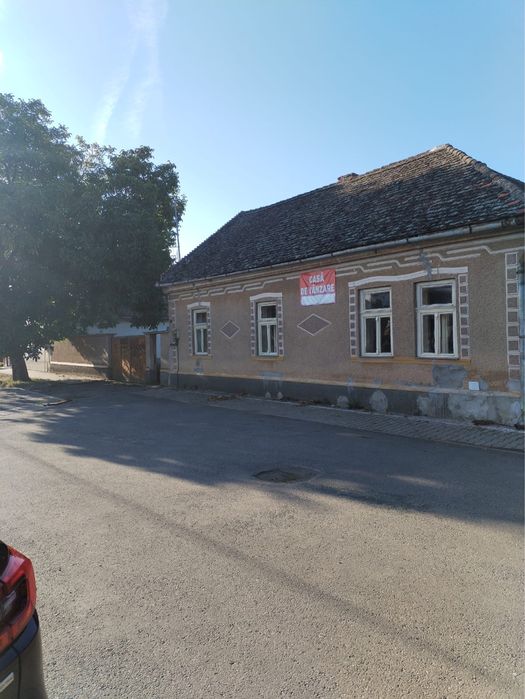 Casă de vânzare în Pecica