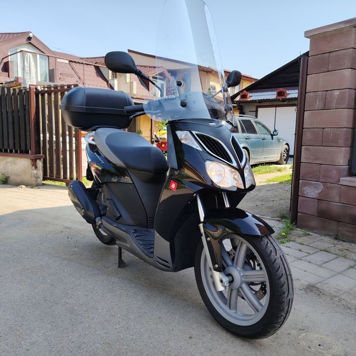 Scuter Aprilia sportcity 200cc