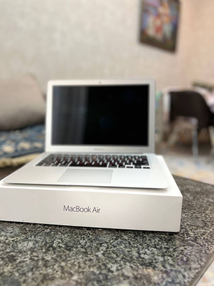 MacBook хорошем состоянии