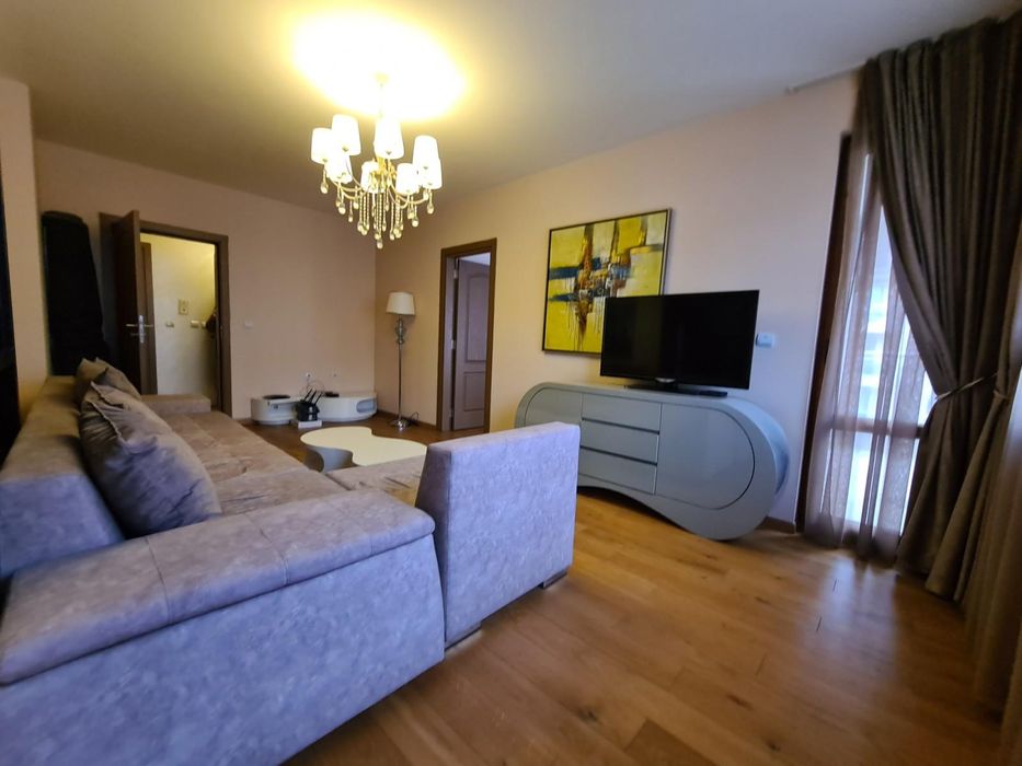 Дава се под наем Тристаен апартамент в Пловдив, Съдийски - 95 кв.м за 550 € - Снимка #1