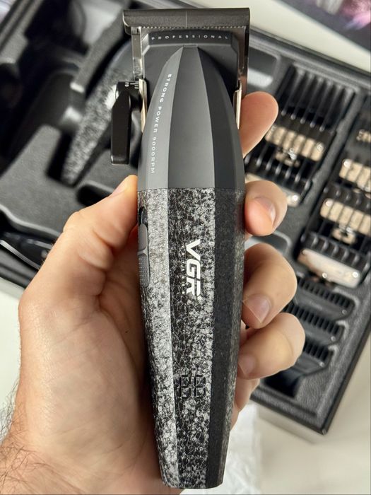 Set VGR masina tuns + trimmer + shaver USB C (JRL)