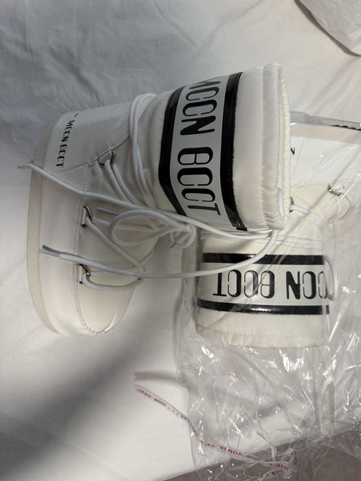 Moon Boot marimea 36