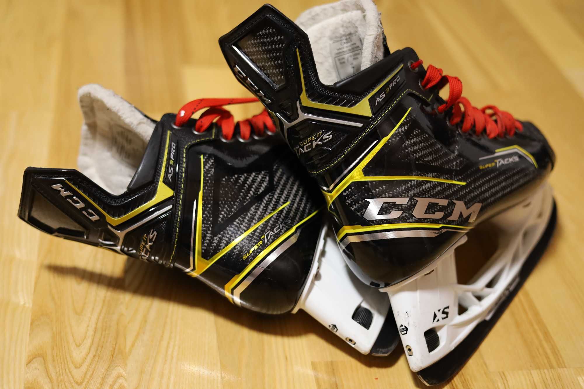 Patine profesionale hockey CCM AS3 PRO 42 hochei