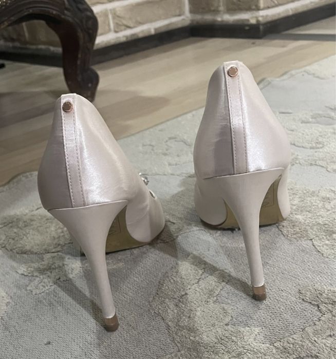 Pantofi Ted Baker, crem, marimea 38