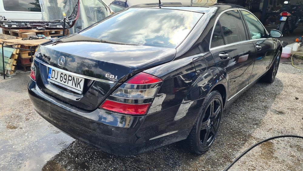 На части W221 S320 CDI Дистроник Обдухване 19 AMG джанти Двигател 642
