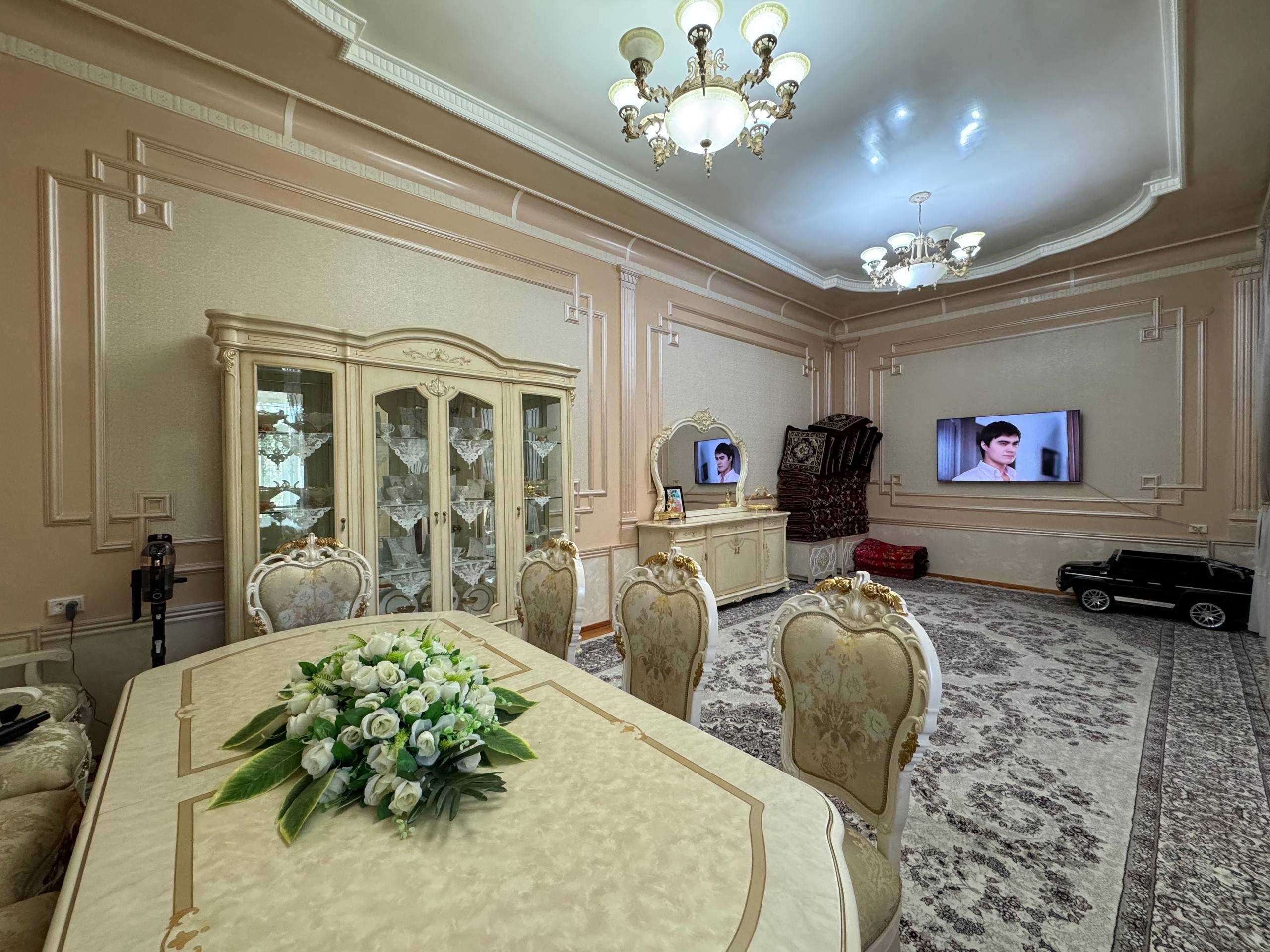 Продается Дом, 220 м2, 7,7 сот, 1-линия ул. Фергана Йули (87648)