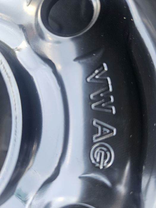 Rezerva originala TIGUAN pe 18