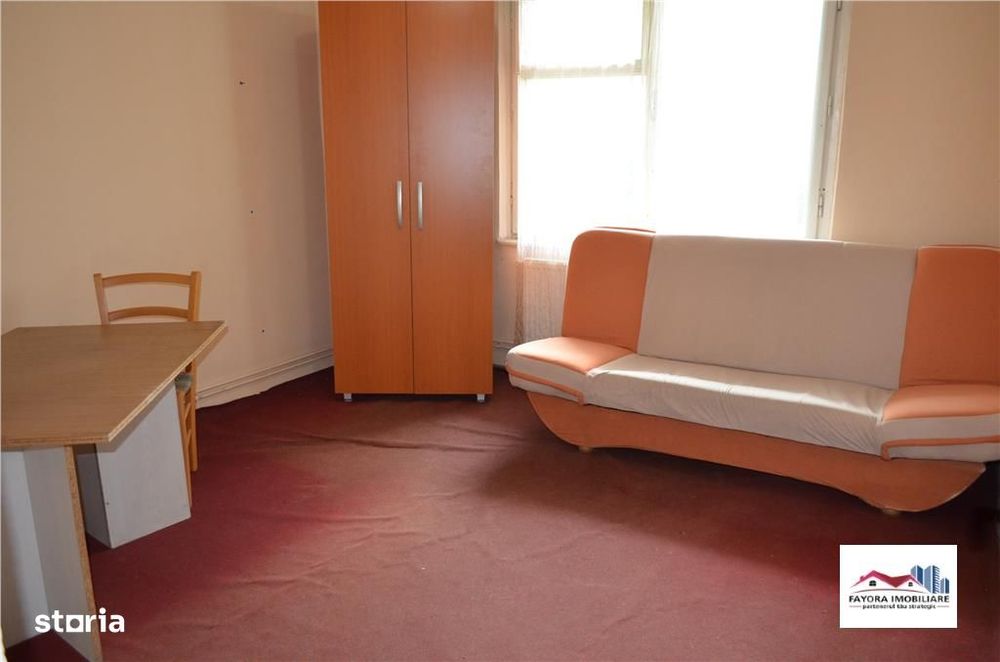 Apartament 1 Camera de Vanzare Zona Pandurilor