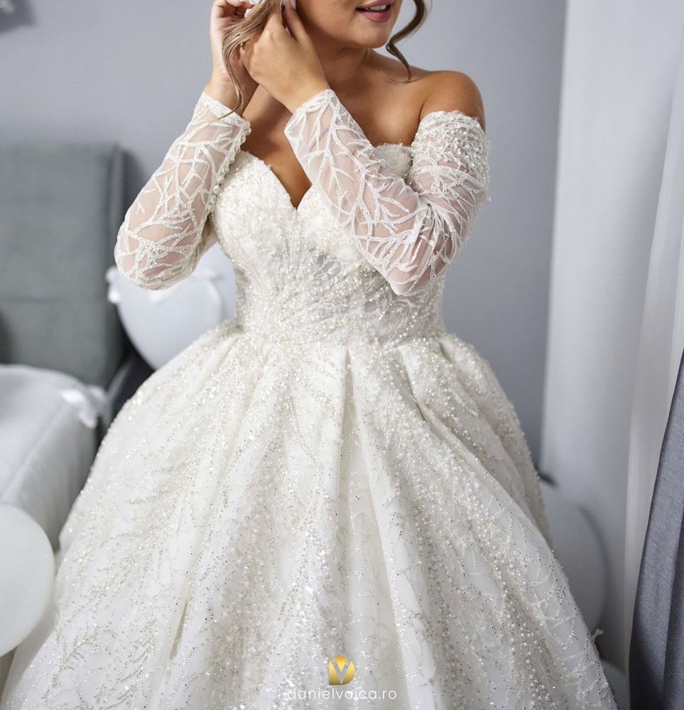 Rochie Mireasa Tip Printesa
