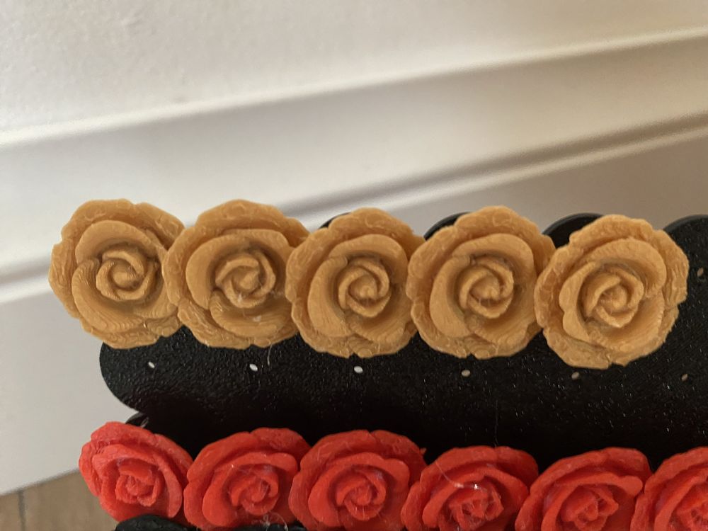 Cercei trandafir printati 3D