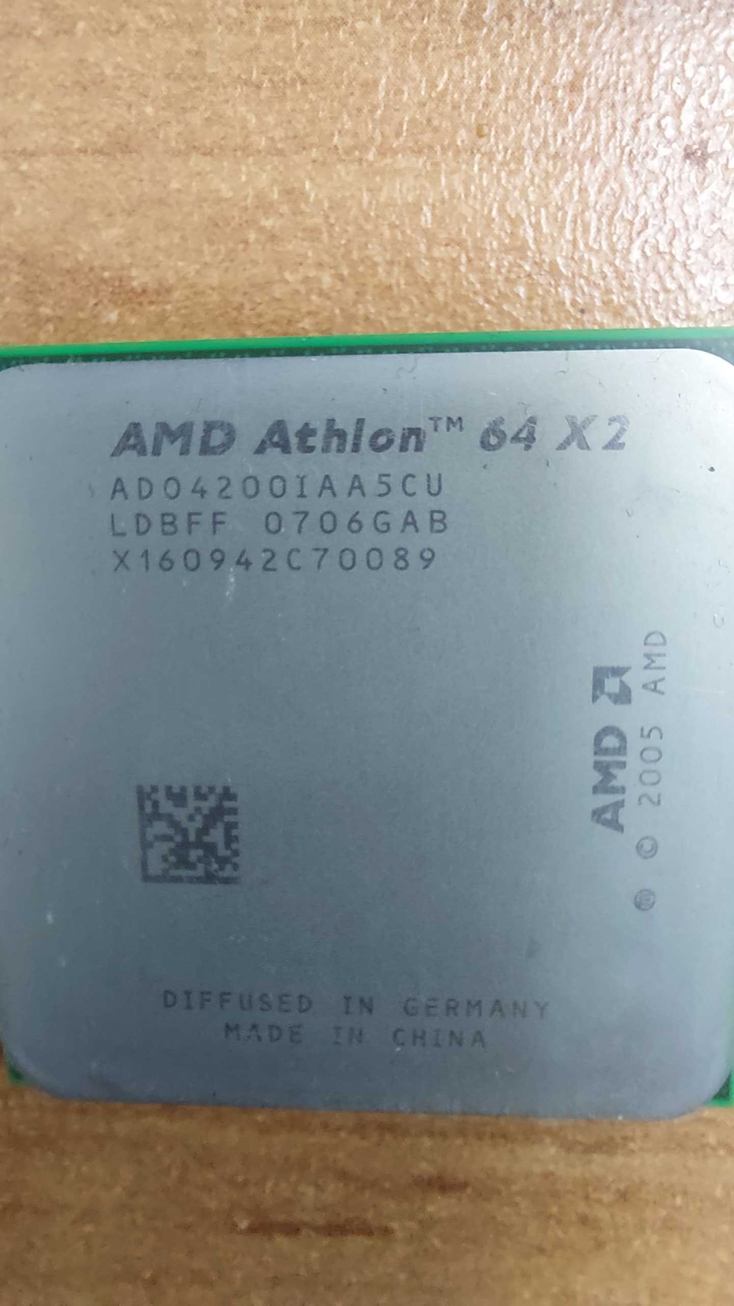 AMD Athlon 64 X2 4200+ (Socket AM2, 65W, rev. F2)