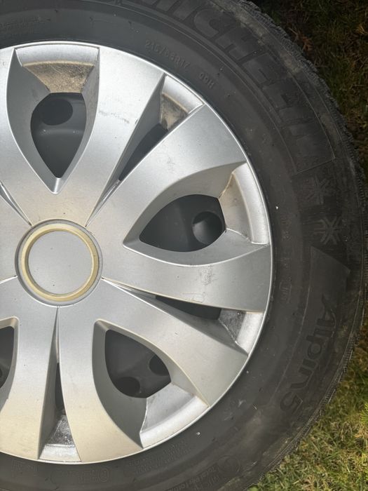 set anvelope iarna 215 65 17