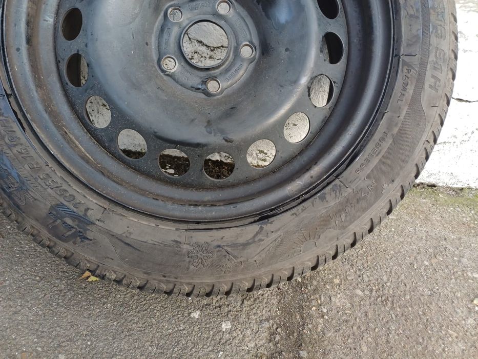 Cauciucuri all seasons