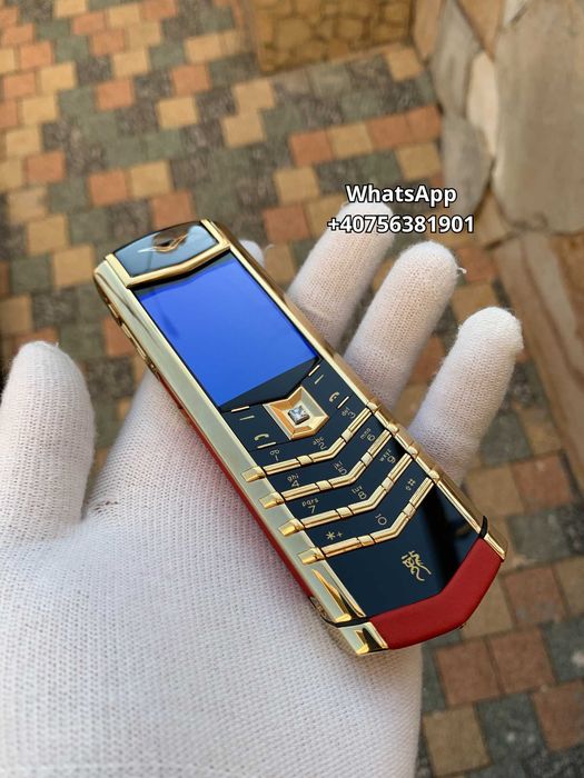 Vertu Signature S cu Piele Roșie și Dragon — Lux și Putere Unică