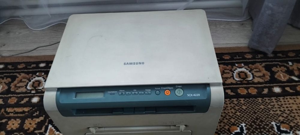 Продам Принтер черно белый 3/1 самсунг