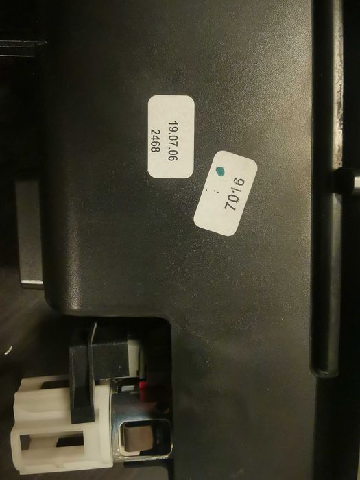 Лайсни дран алуминий пасат б6 passat b6 климатроник пепелник