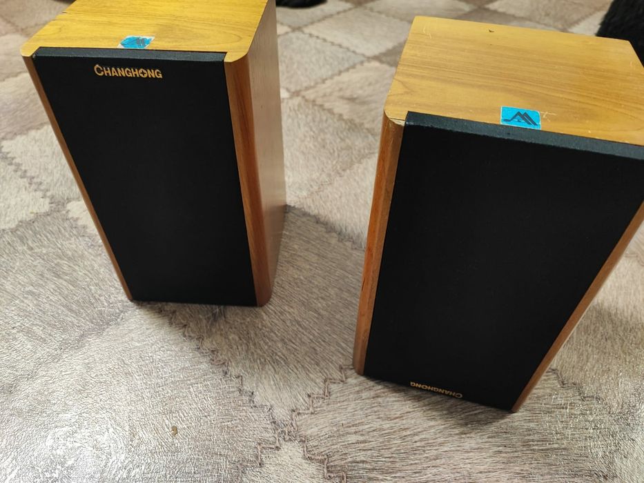 Тыловая акустика для домашнего кинотеатра