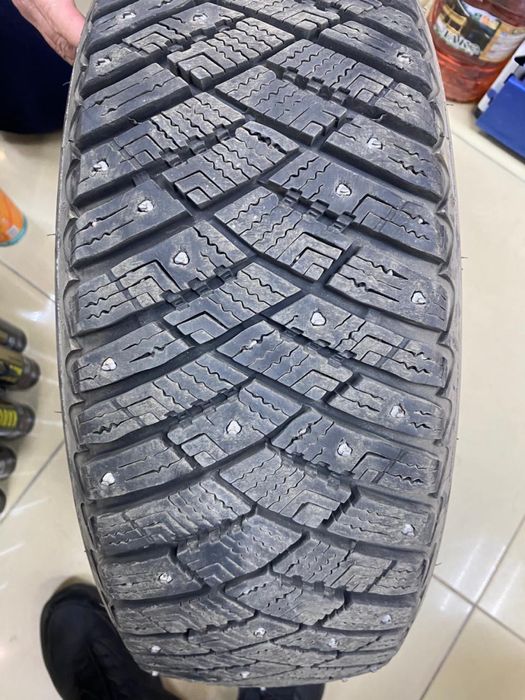 Продам зимние шины 15 р