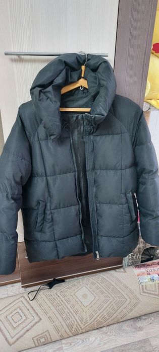Продам женский пуховик