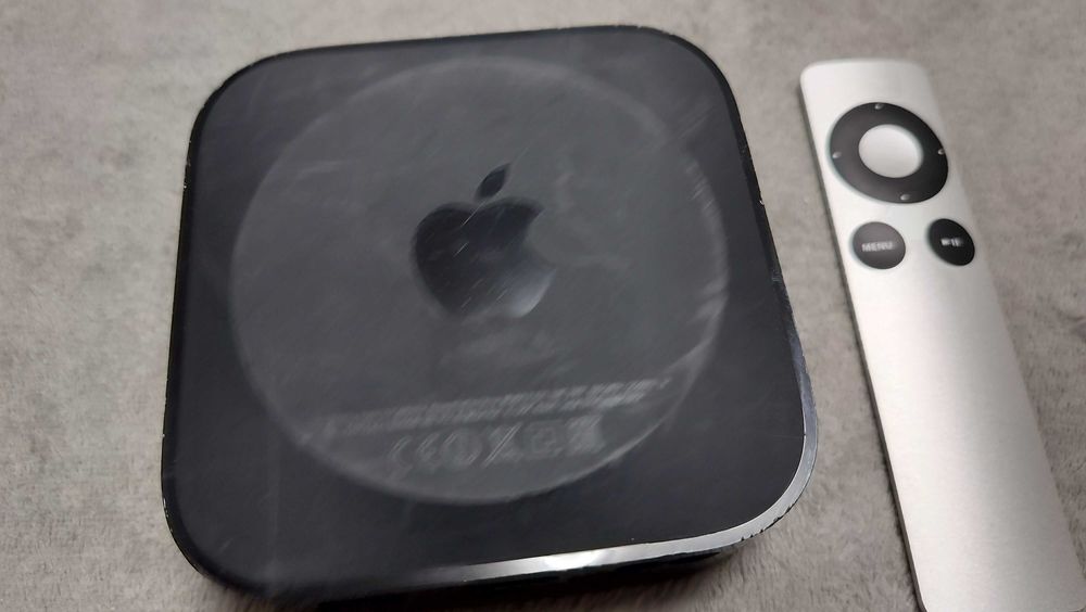 Apple TV 4th Generation 32GB HD Media Streamer - A1625