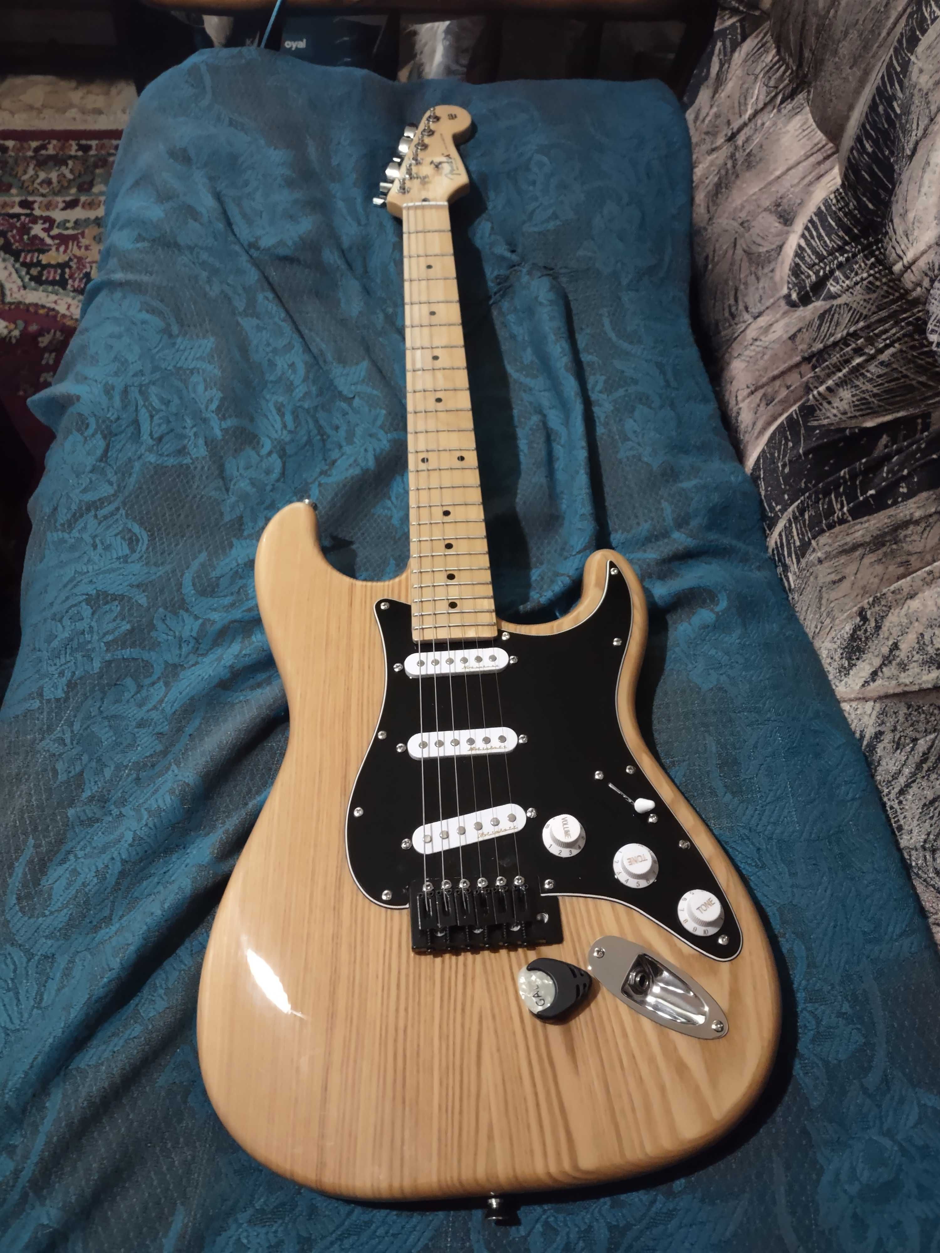 Продава се китара fender stratocaster