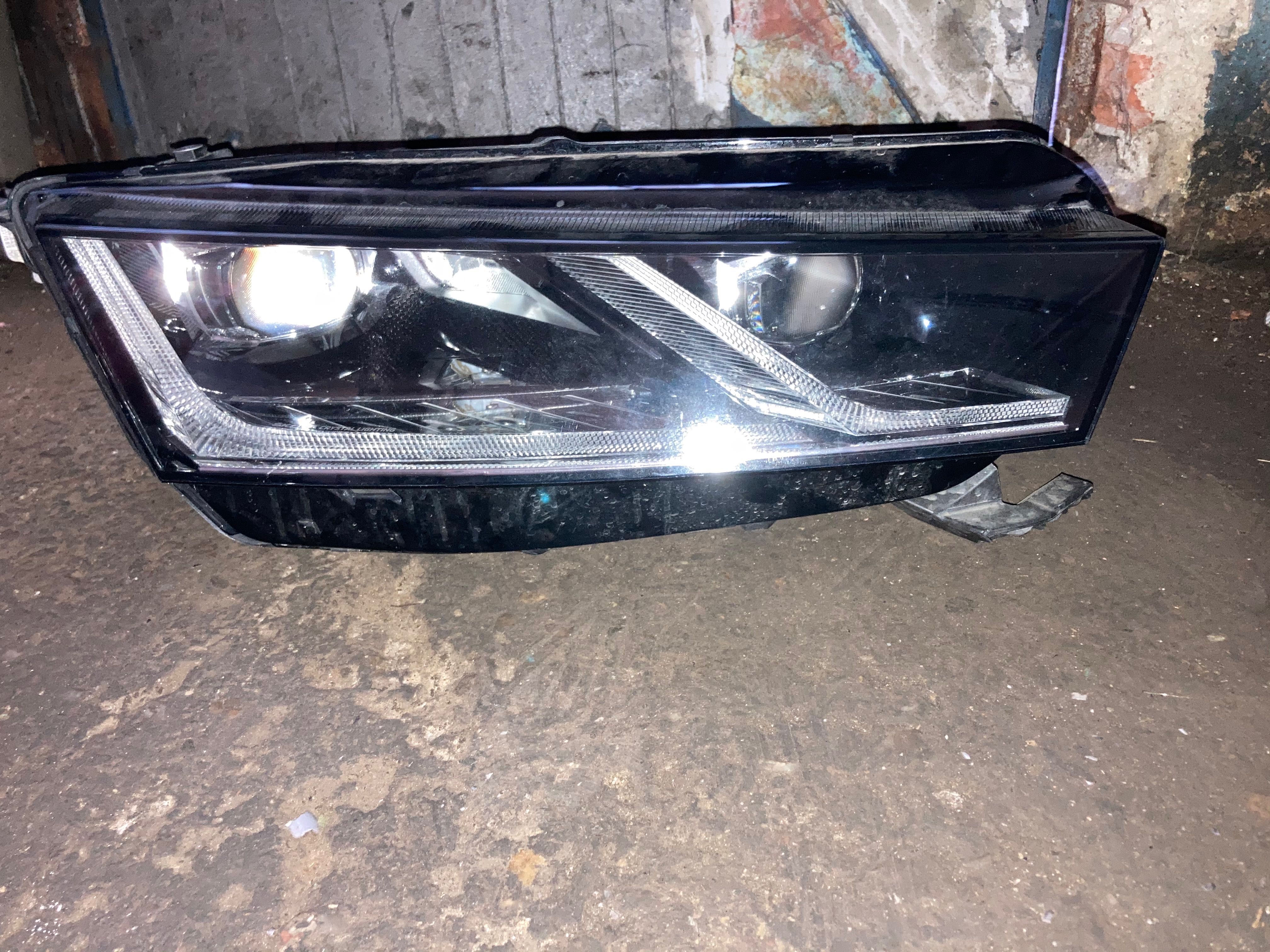 Far Skoda Octavia 4 2020 - 2023 faruri stanga dreapta led lupa