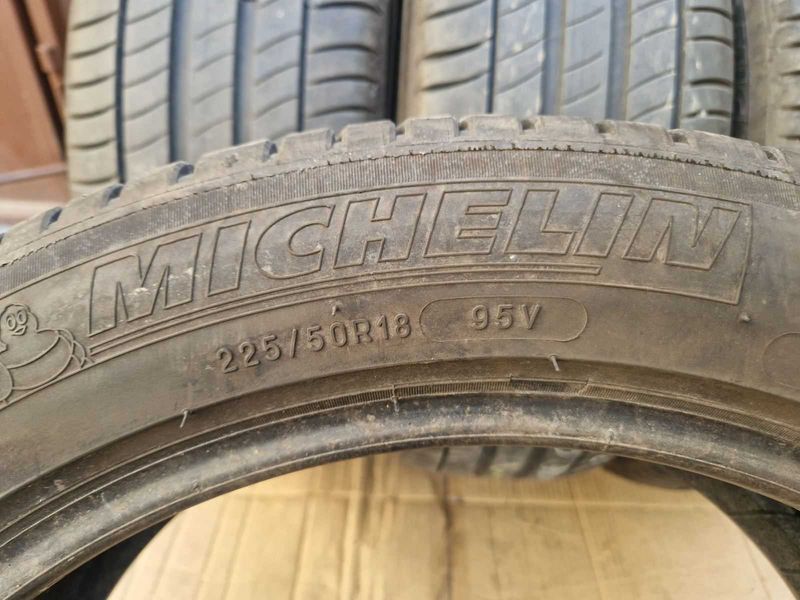 4 Michelin R18 225/50
летни гуми 
DOT4619