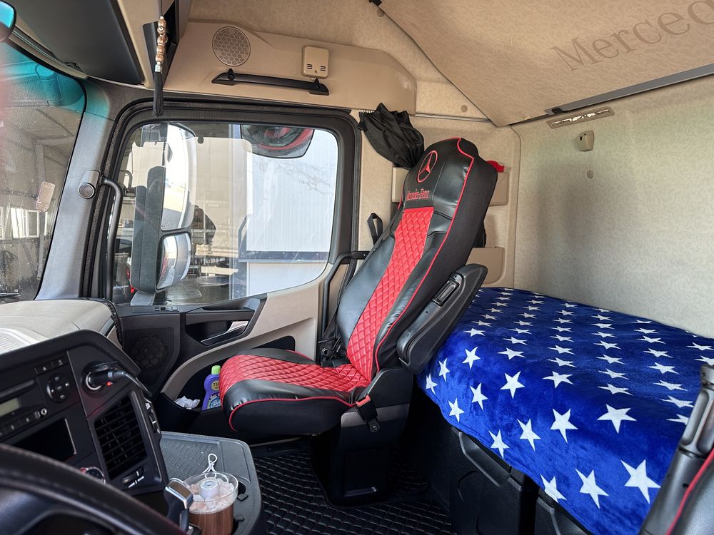 Actros Mega 1842  652 000 km!!