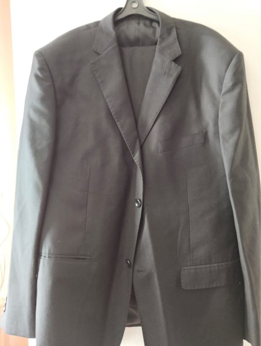 Мужской костюм черный