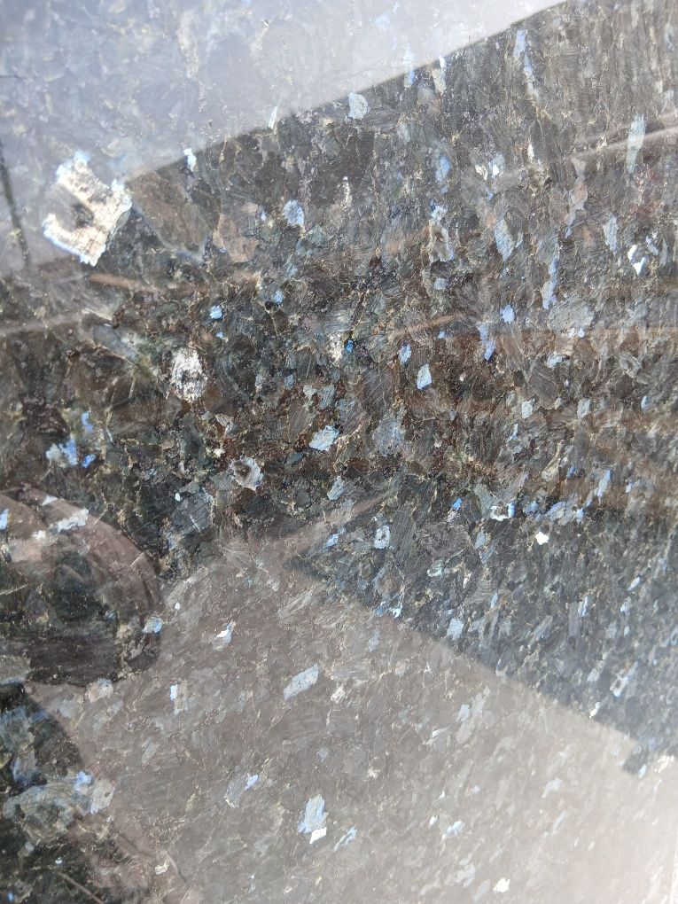 Granit Tosh Optom