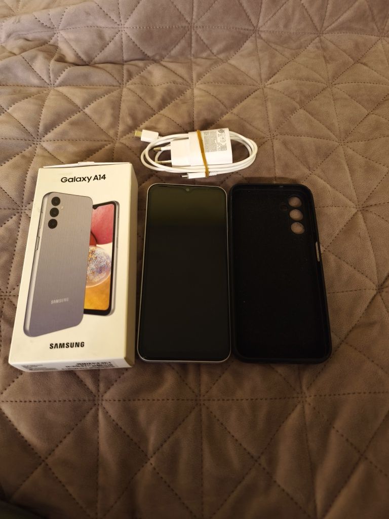 Samsung Galaxy A14 – 64GB / 4GB RAM, сив

Телефонът е изпол