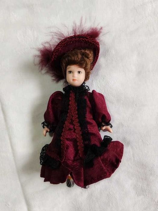 Păpușă de colecție porțelan Leonardo Collection 1:12th Scale, vintage