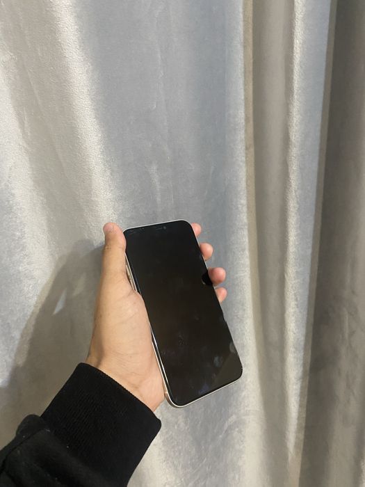 На продаже iphone 11