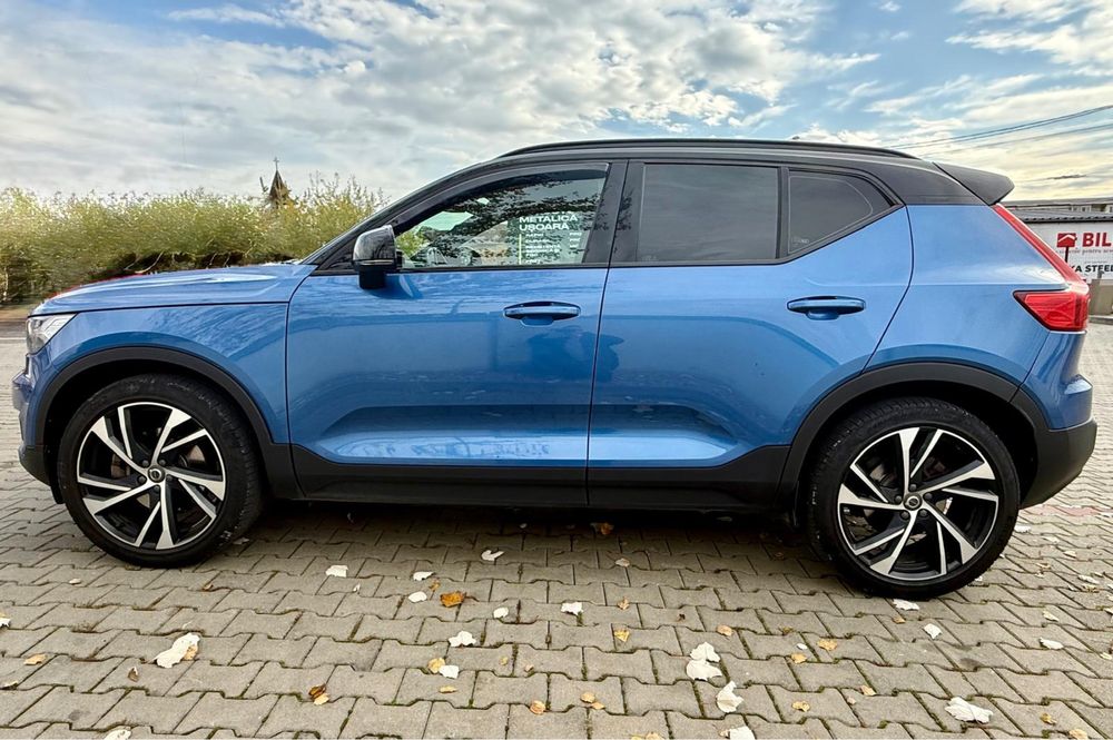 VOLVO XC40 R-Design Polestar