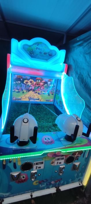 Атракцион игра пръскане с вода  crazy water