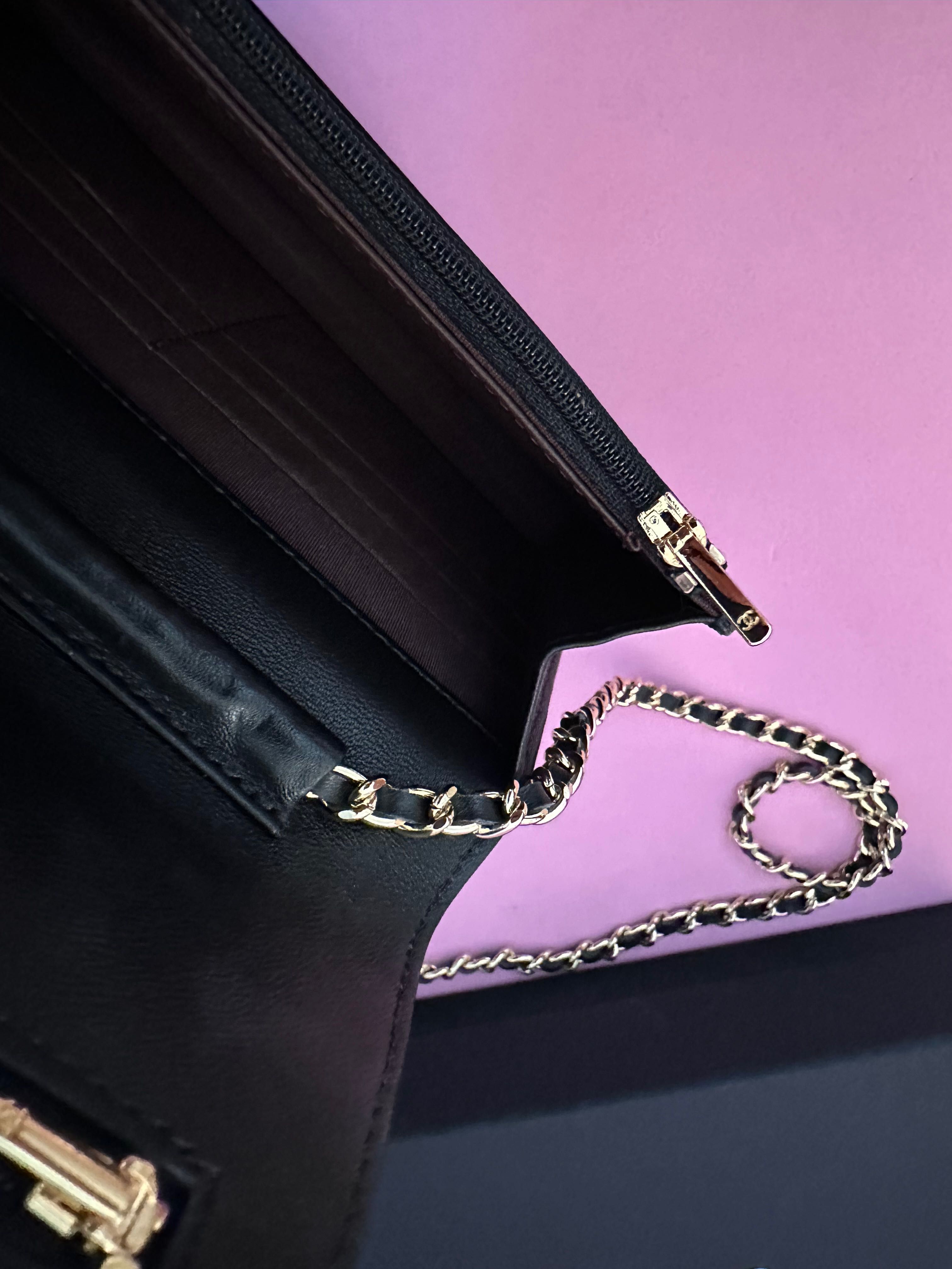 Дамска Чанта Chanel classic wallet on chain