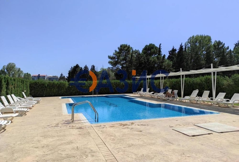 Продава се Едностаен апартамент в к.к. Слънчев бряг - 37 кв.м за 1322 €/кв.м - Снимка #8