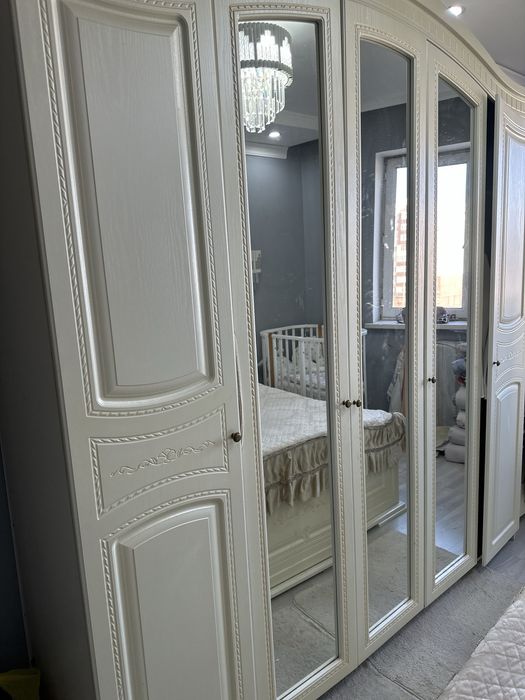 Спальный гарнитур