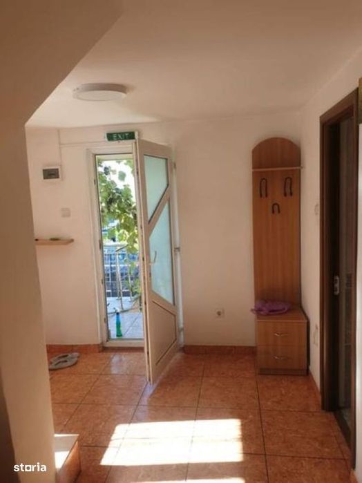 Vila P+1+M de vanzare in localitatea Lazu