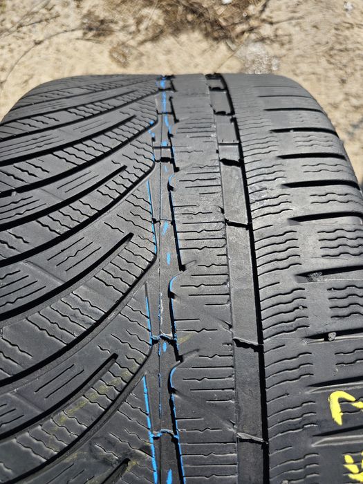 255 35 19 Michelin pilot alpin