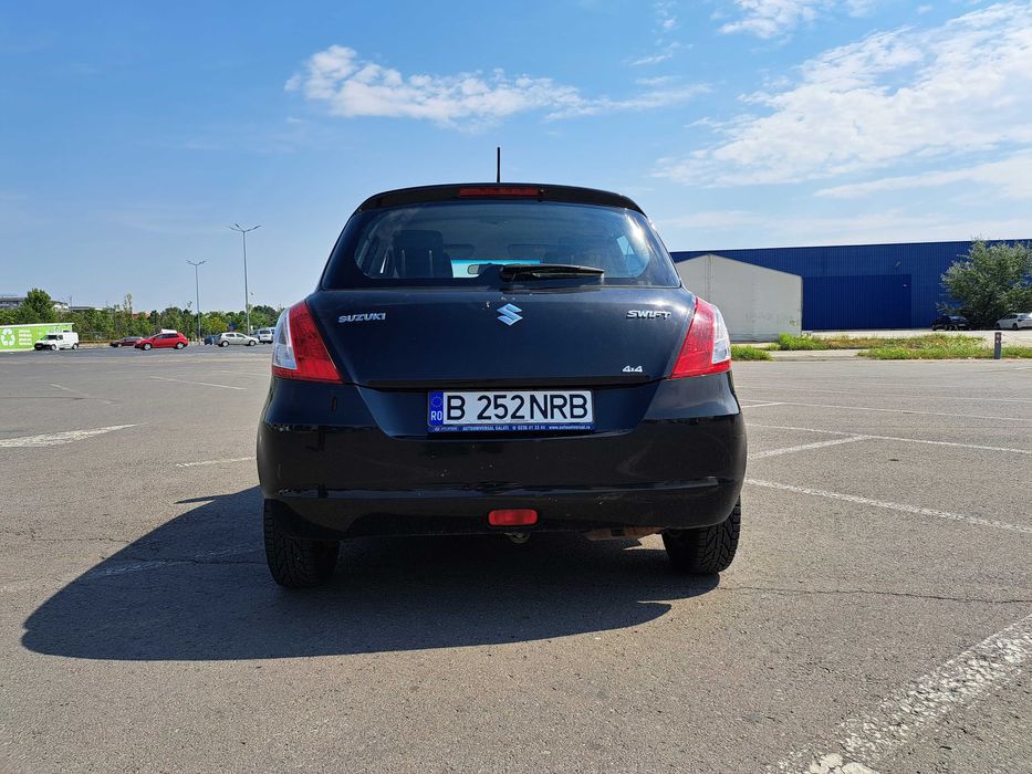 Suzuki SWIFT 4X4 benzina 1.3 an 2014