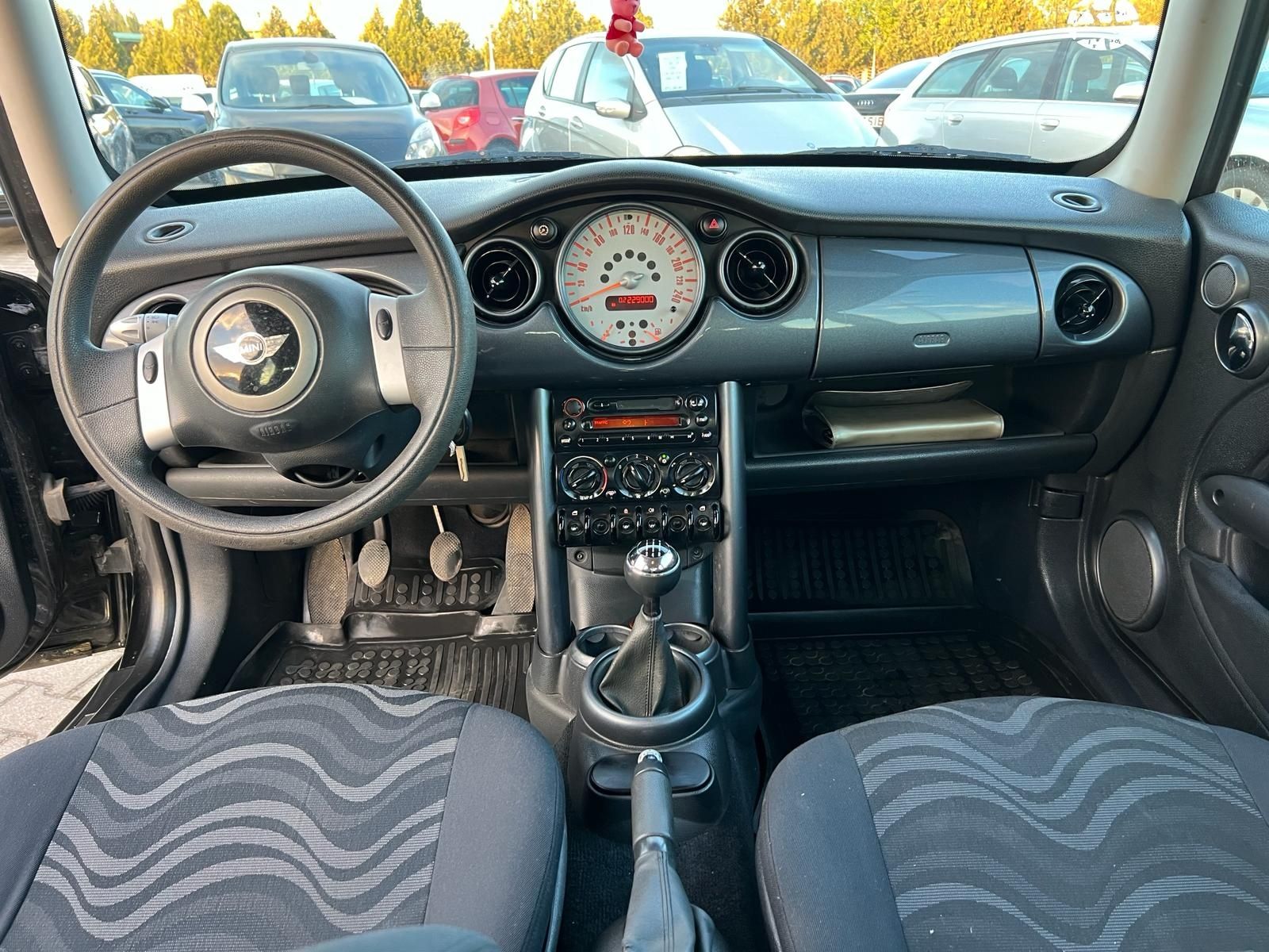 Mini Cooper 1.6 Benzină