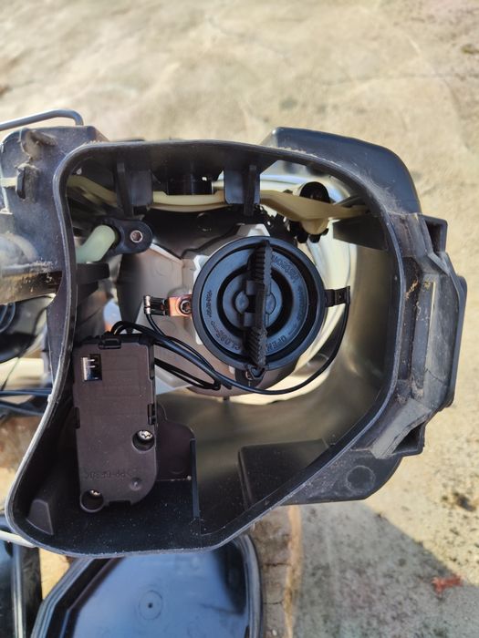 Far Dreapta Volkswagen Caddy/Touran