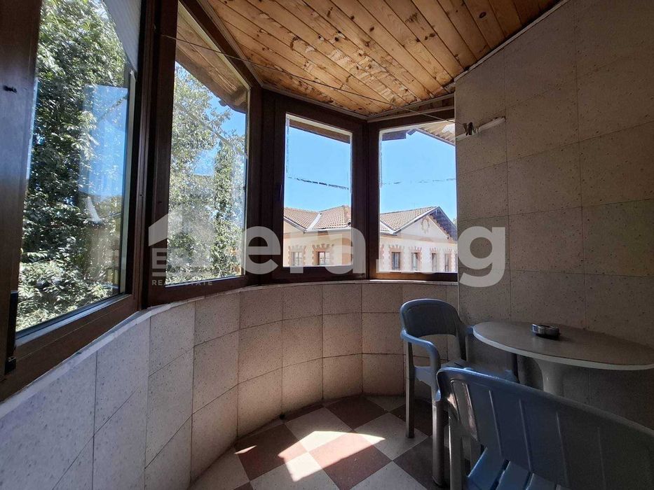 Продава се Двустаен апартамент в Варна, Център - 70 кв.м за 7 €/кв.м - Снимка #7