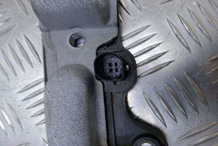 Maner deschidere haion 1T0827574J Volkswagen VW Golf a 5-a generatie